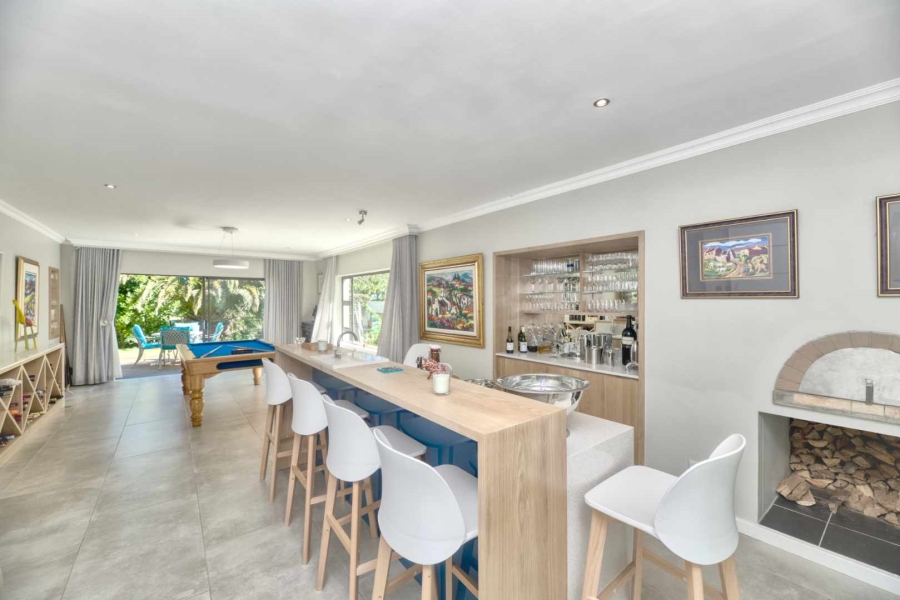 4 Bedroom Property for Sale in Hermanus Heights Western Cape